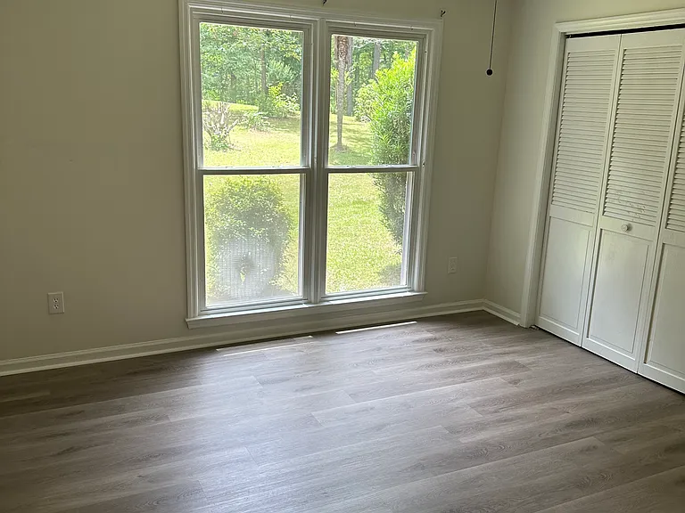 2 nd bedroom