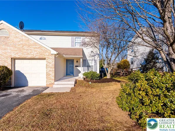 121 E George St, Emmaus, PA 18049