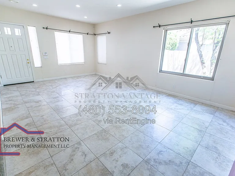 1373 W Longhorn Dr — Photo 9