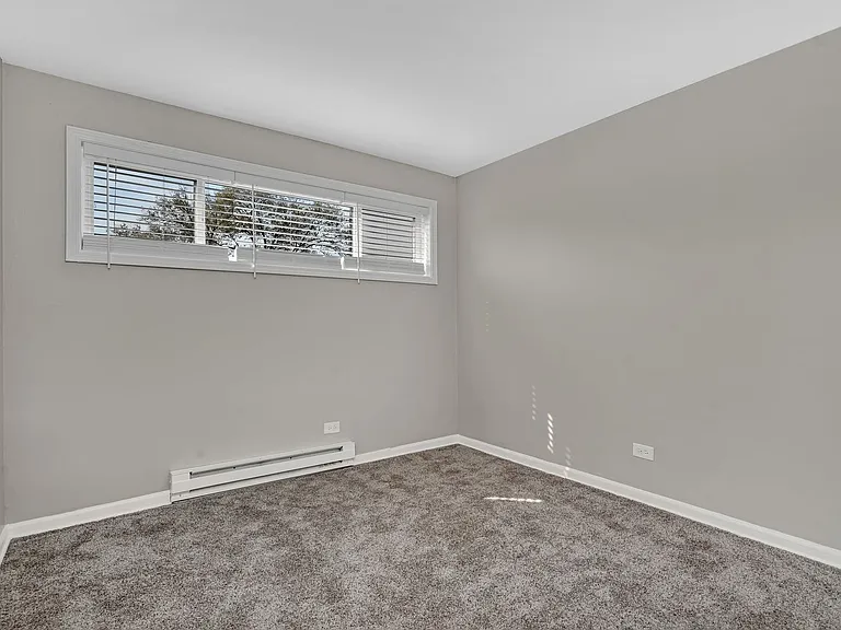Iron Gate Apartments — Photo 54