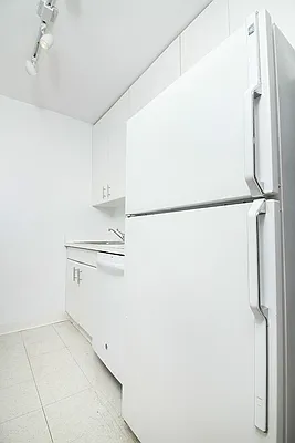 Rented by Keller Williams NYC | media 9