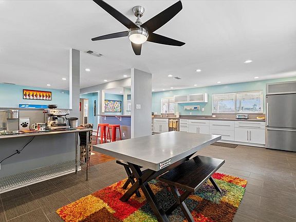 5th image of 7261 Dry Creek Rd