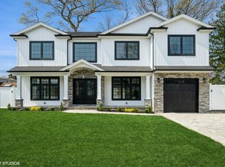 1750 Lehigh Rd, Wantagh, NY 11793