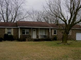 6921 Midway Dr, Poseyville, IN 47633