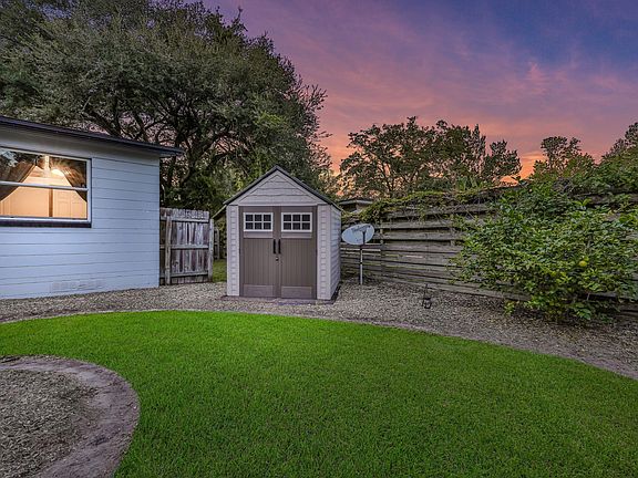 3rd image of 5704 Marlin Ct