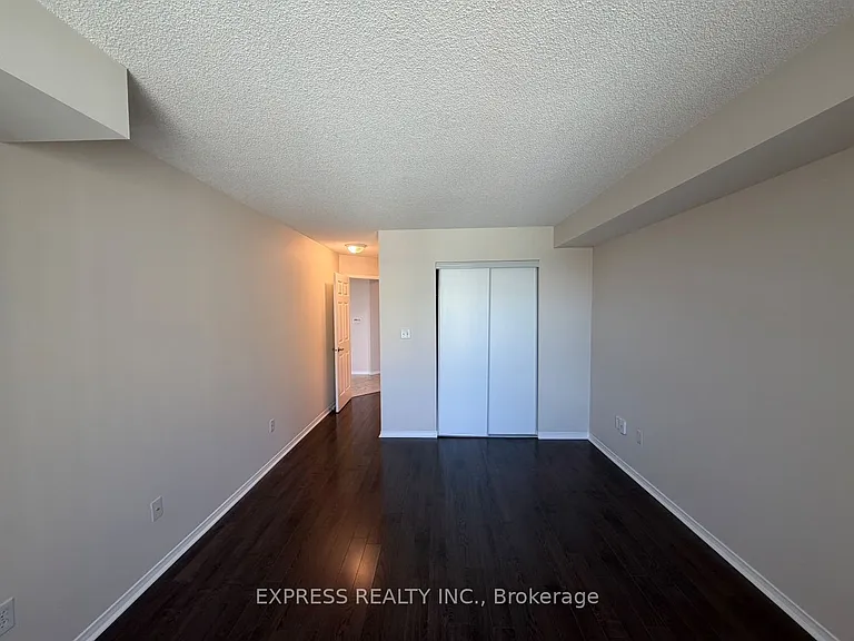 39 Pemberton Ave #LPH07 — Photo 8