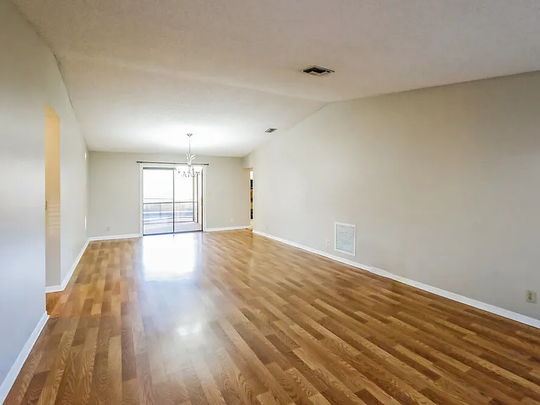 7686 NW 21st Ct — Photo 3