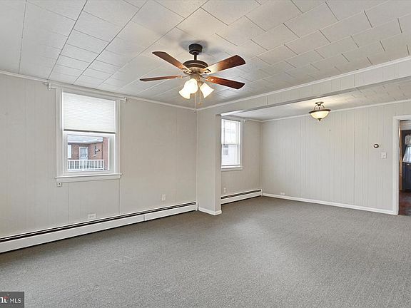 4th image of 110 W Franklin St