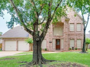 2648 Seashore Dr, Seabrook, TX 77586