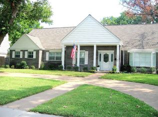 13104 Mitchwin Rd, Farmers Branch, TX 75234