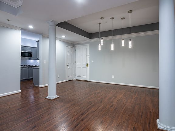 KH_23047_1103LennoxRd_Web-4489_04262022