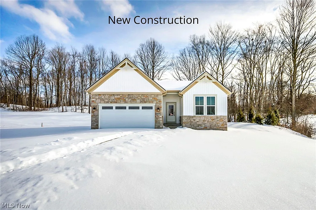 6137 Grey Heron Dr photo 1