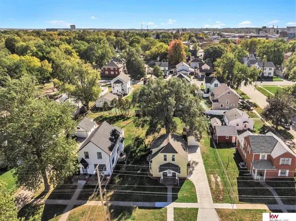 419 E 10th St, Fremont, NE 68025