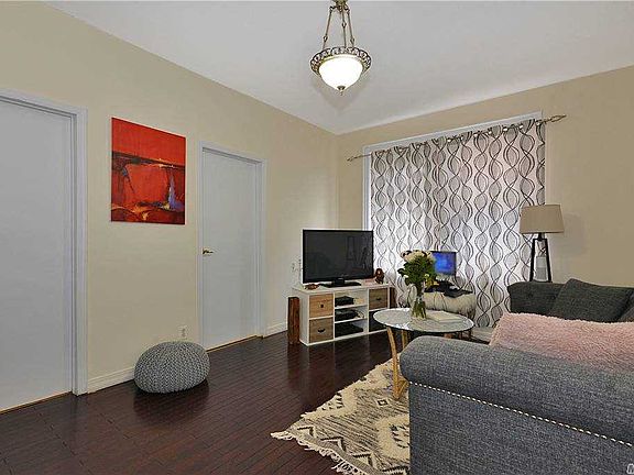 3rd image of 40-12 67th St