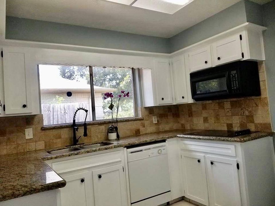 1st image of 8714 Brookwulf Dr