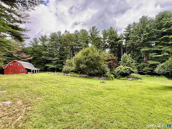 3rd image of 83 Niles Road