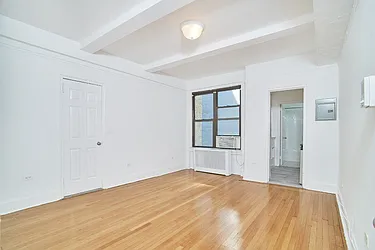 Rented by Living New York