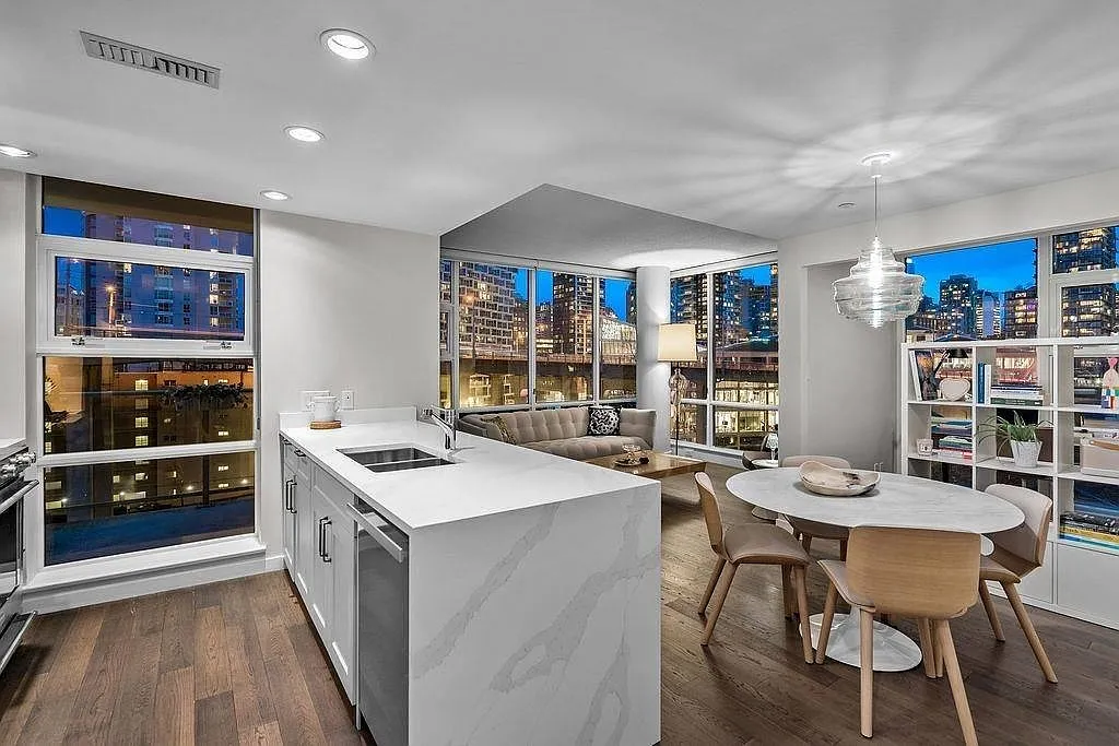 1 bed, 800 sqft, $3,500 — Photo 1