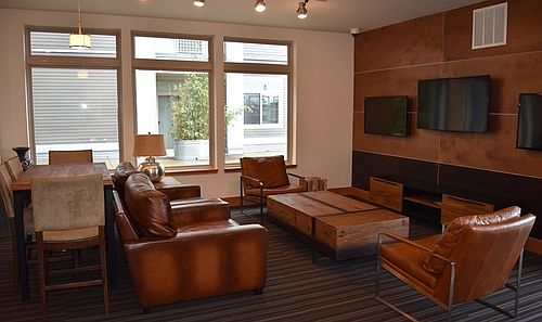1st image of 3555 Market Pl W