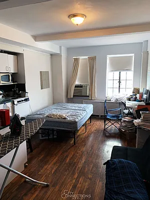 Rented by City Connections Realty | media 9