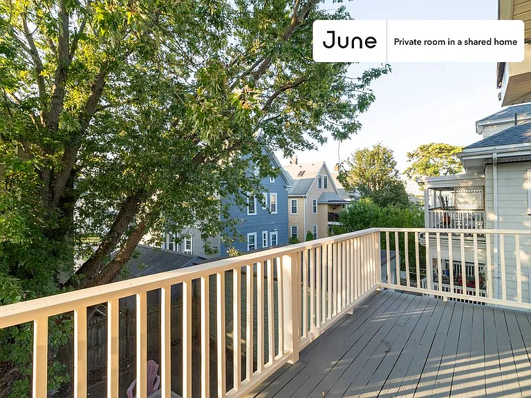21 Easton St #D — Photo 18