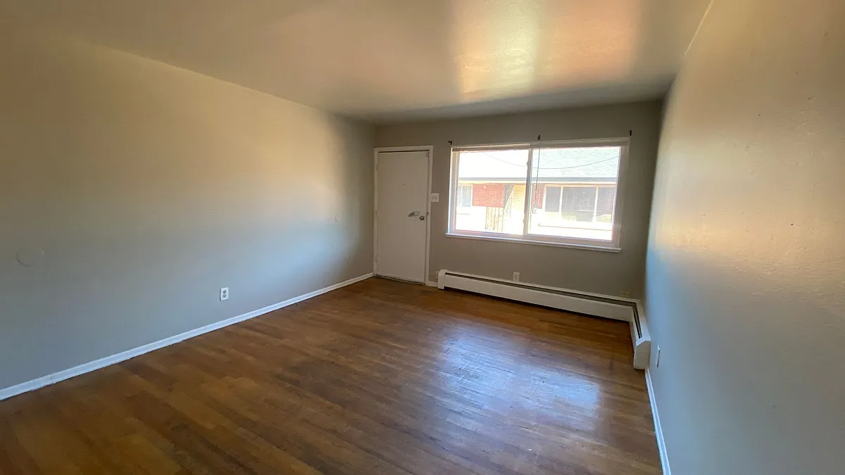 Photo 2 of 12 - 1735 Chester St #4 - Aurora, CO Building Photo - 1735 Chester St #4
