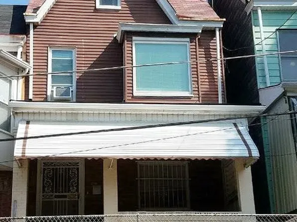 5435 Kincaid St, Pittsburgh, PA 15206