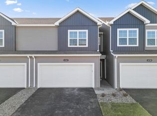 4763 Switchgrass Ln, Excelsior, MN 55331