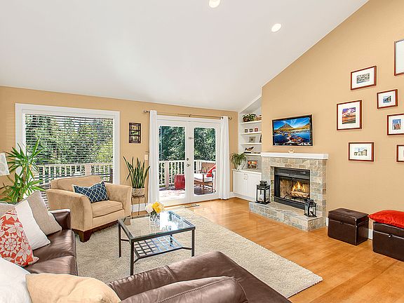 3rd image of 2200 229th Ave NE
