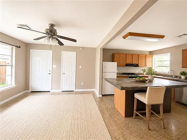 7063 General Haig St — Photo 3