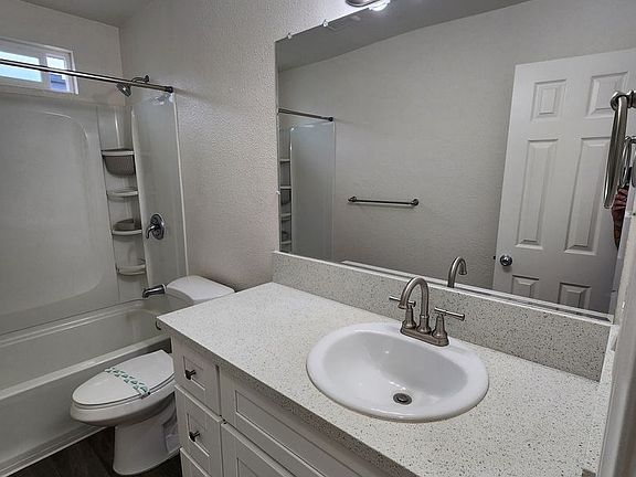 4th image of 1801 J Ave #17