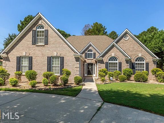 2nd image of 8965 Emerald Glen Ln