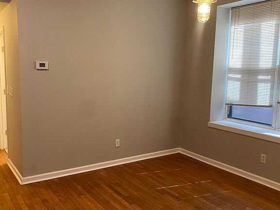 2nd image of 6032 Etzel Ave #6032