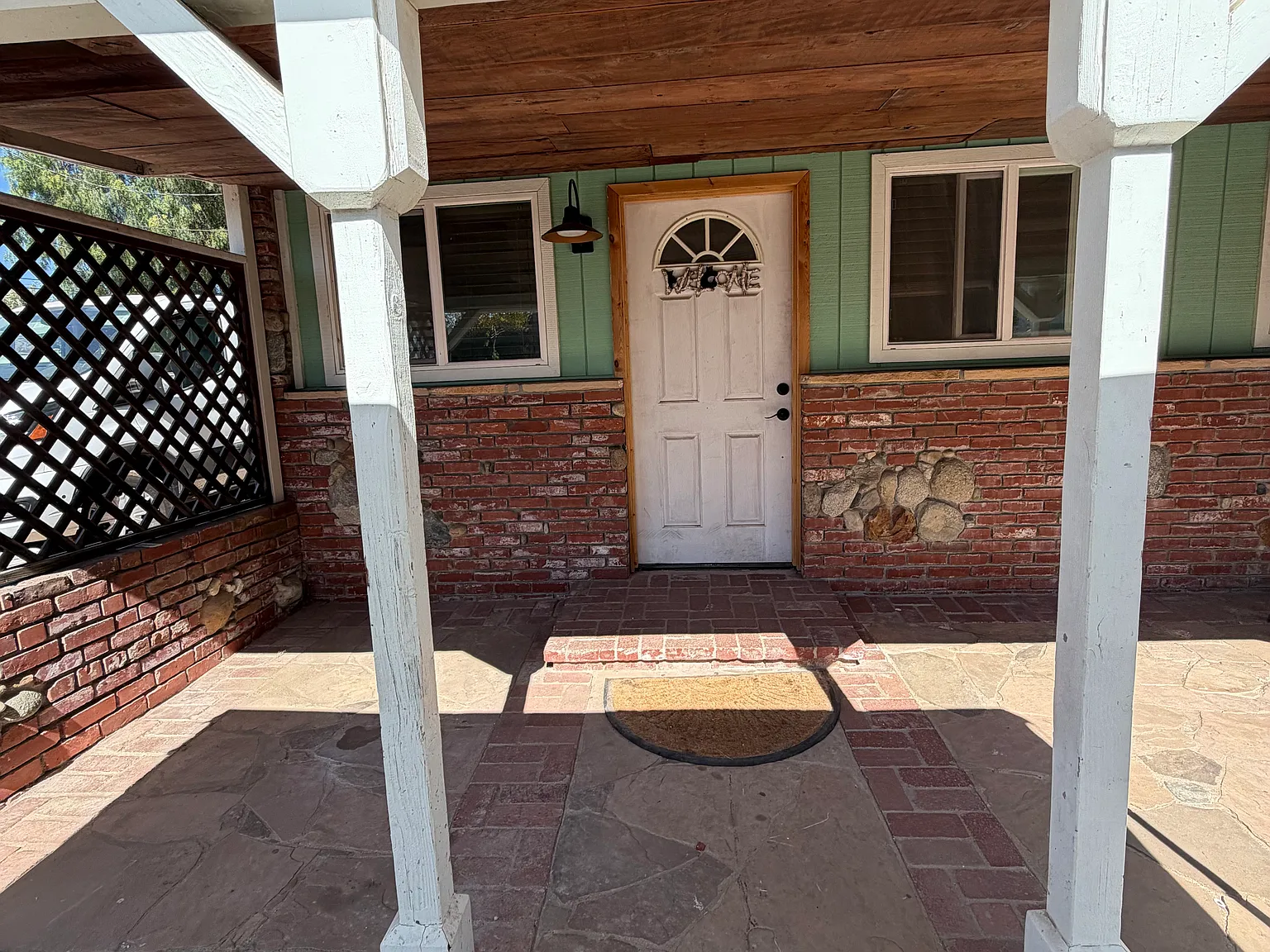 Barnard St, Simi Valley — Photo 2