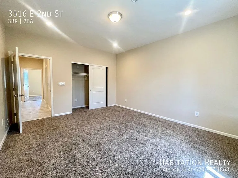 3516 E 2nd St — Photo 13