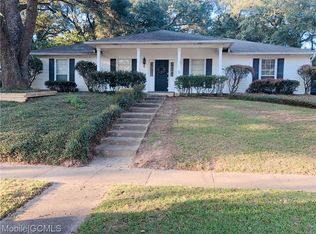 6316 Southridge Rd N, Mobile, AL 36693