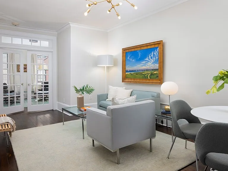 49 Revere St #5 — Photo 6