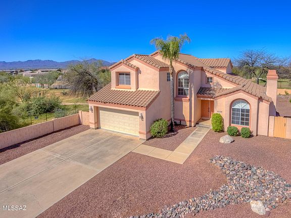 2nd image of 9801 N Red Meadow Pl