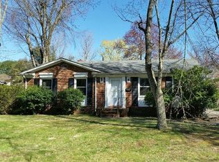 802 W Meadowview Rd, Greensboro, NC 27406