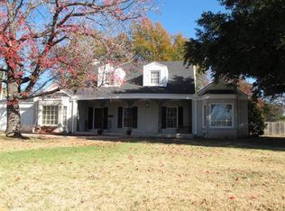 914 Q St SW, Ardmore, OK 73401