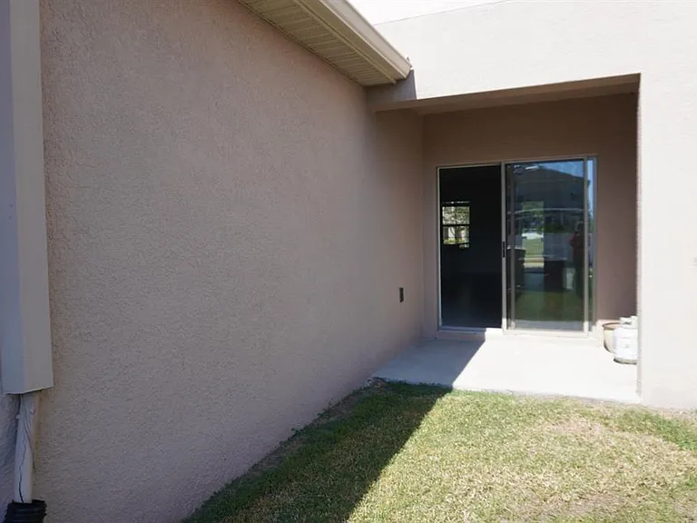 1882 Red Canyon Dr — Photo 17
