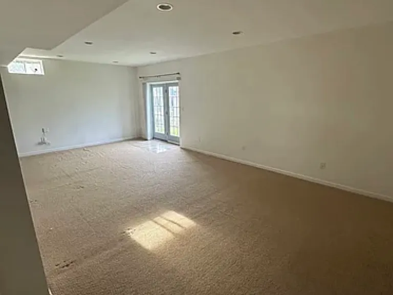 131 Claude Ct SE — Photo 13