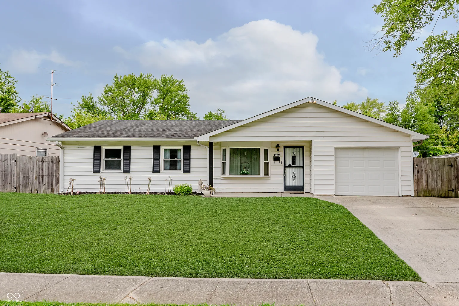 3980 Richelieu Rd photo 1