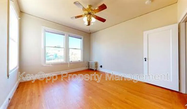895 31st Ave #7 — Photo 7