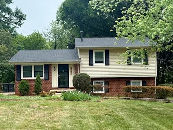 5707 Friendswood Dr, Greensboro, NC 27409