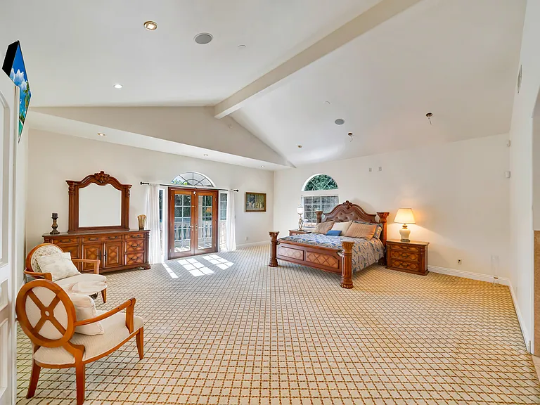 7735 Wilbur Ave — Photo 80