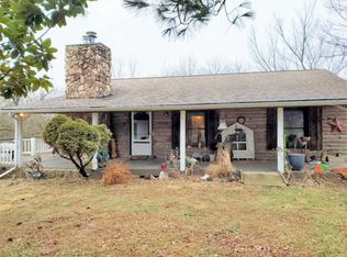 150 Paul Simon Dr, Waterloo, IL 62298