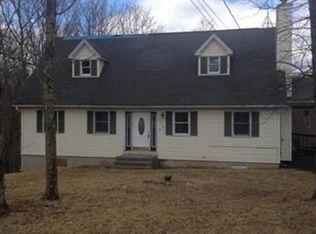 12722 Magnolia Dr, East Stroudsburg, PA 18302