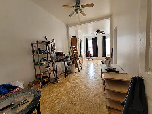 Rented by Capri Jet Realty Corp | media 5