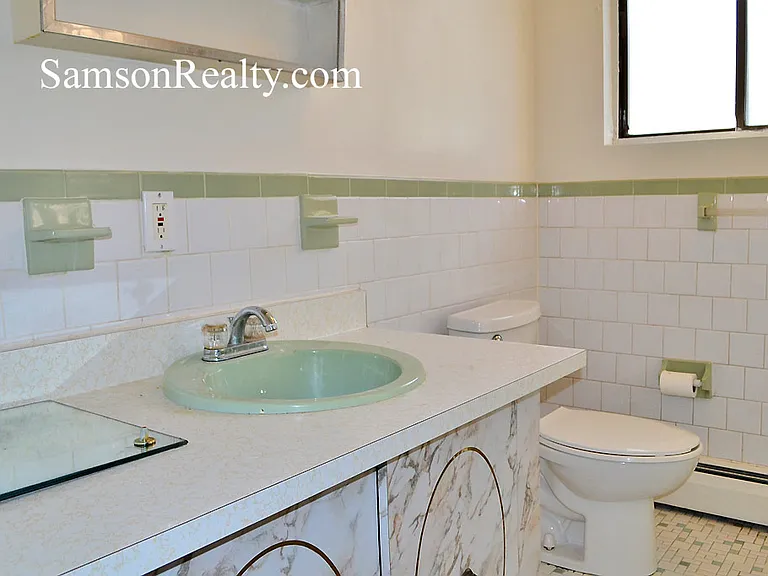 45 Woodward Ave #B — Photo 6